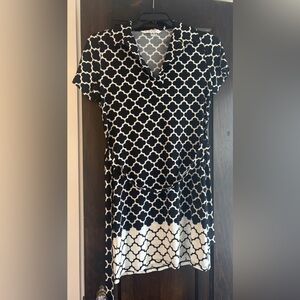 Max Studio Black and White Geometric Dress